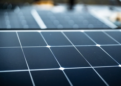 terugleveren met zonnepanelen
